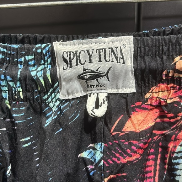 Spicy Tuna UPF 50+,lined,hip pockets,back velcro pocket,elastic drawstring waist - Picture 8 of 13